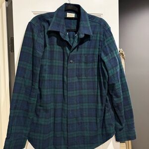 L.L. Bean Green and Blue flannel Men's Shirt size large slightly fitted